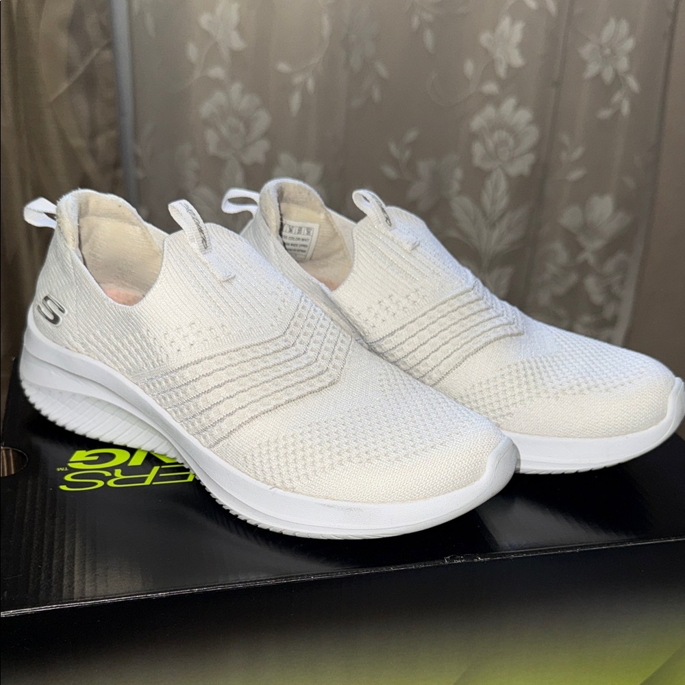 Skechers Women's  Slip-On Sneakers